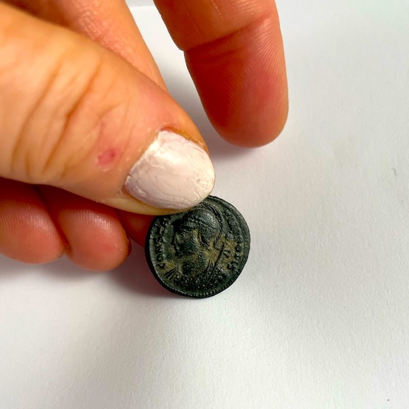 CONSTANTINE I the GREAT Founds Constantinople 332 - 333 AD Ancient Roman Coin - Picture 16 of 16